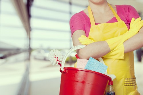 Emergency response and incident reporting in cleaning work